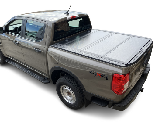 Hard tonneau cover for Ford Ranger